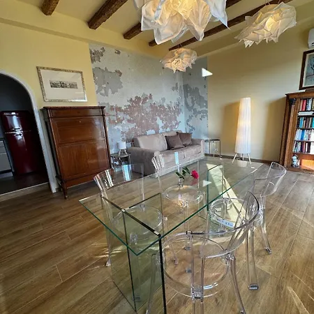 Stylish Seaside With Garden & Gulf Views Daire *